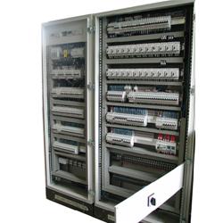 Electrical distribution panel